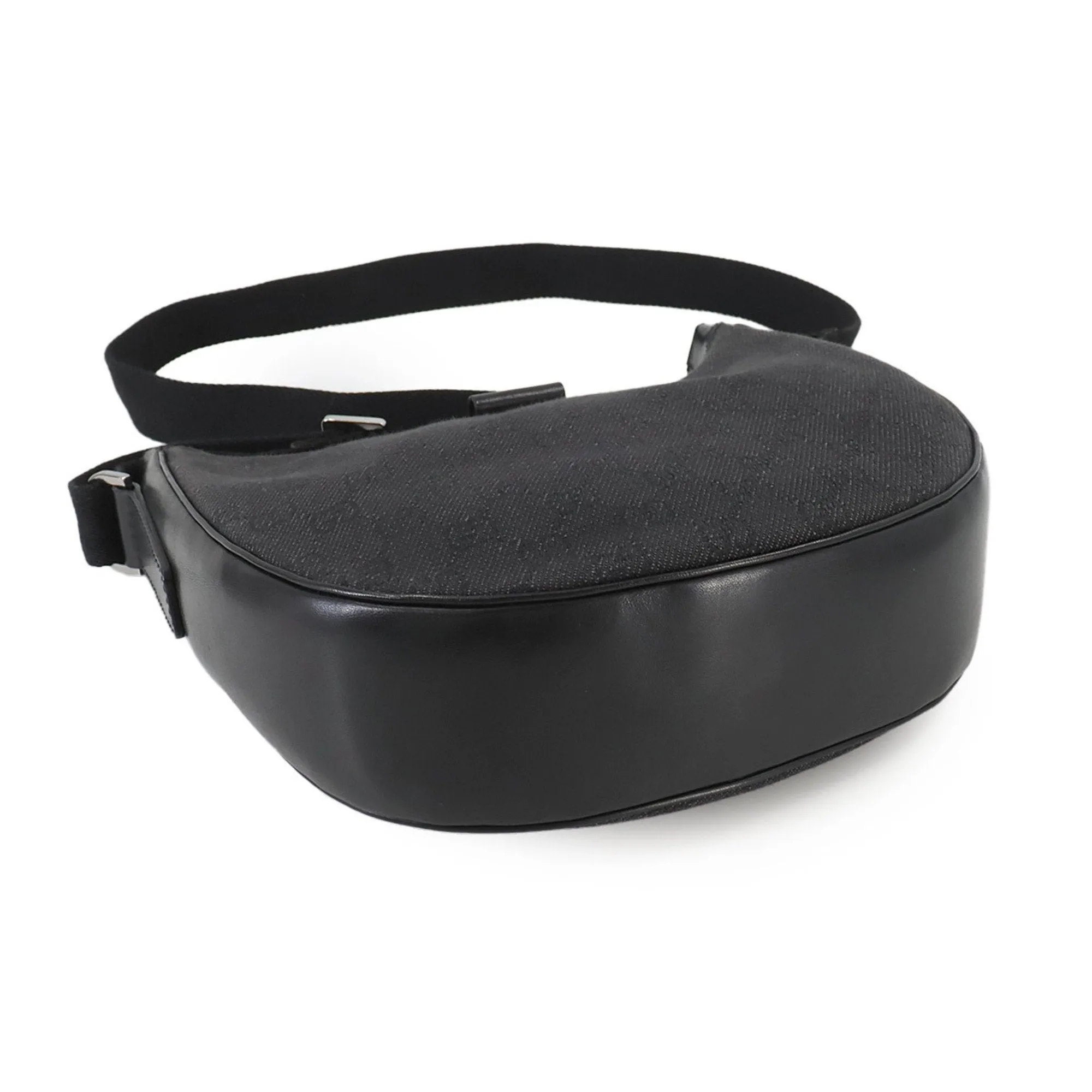 Gucci Gg Canvas  Canvas Shoulder Bag ()