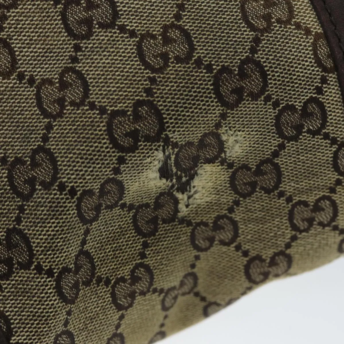 GUCCI GG Canvas Shoulder Bag Beige 1673