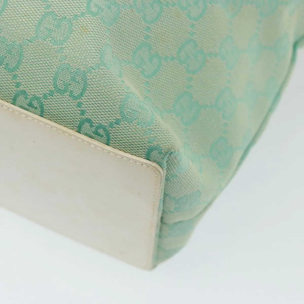 GUCCI GG Canvas Shoulder Bag Light Blue 002 1098  79099
