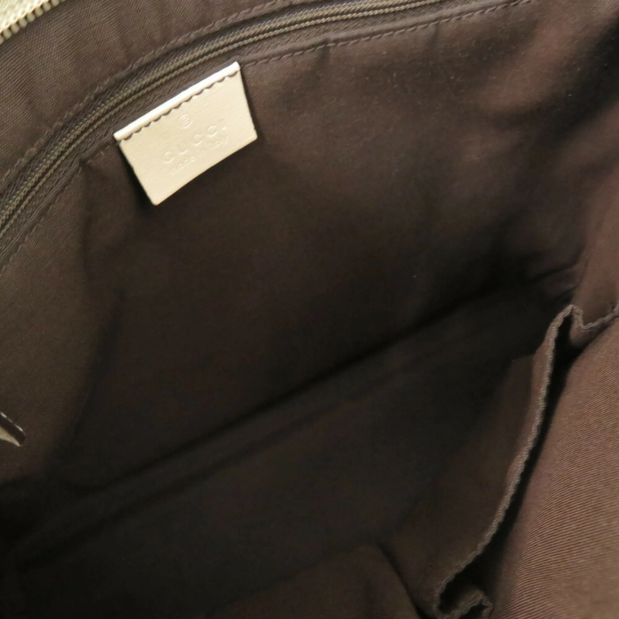 Gucci  Gg Canvas Shoulder Bag (Pre-Owned)