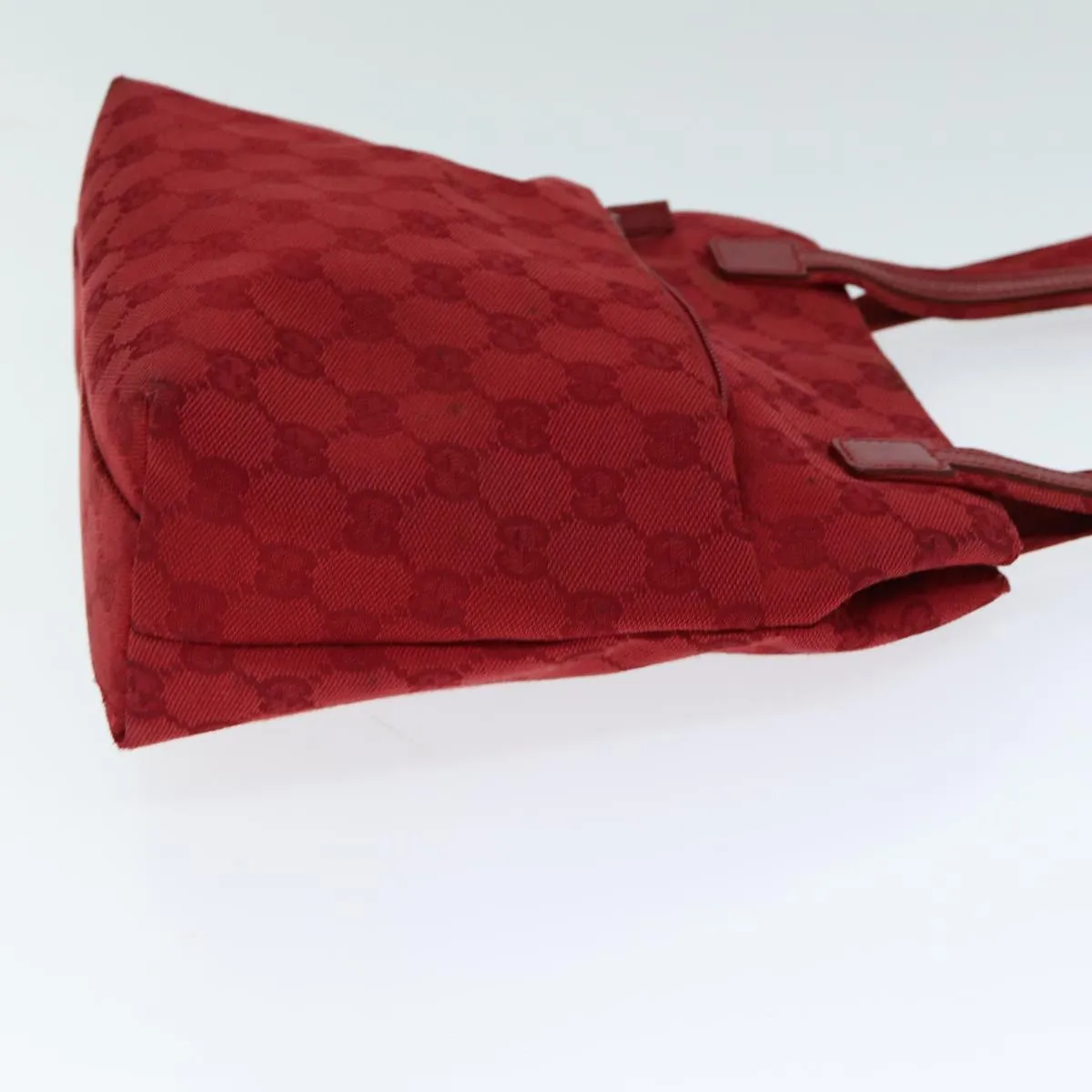 Gucci Gg Canvas Shoulder Bag Red