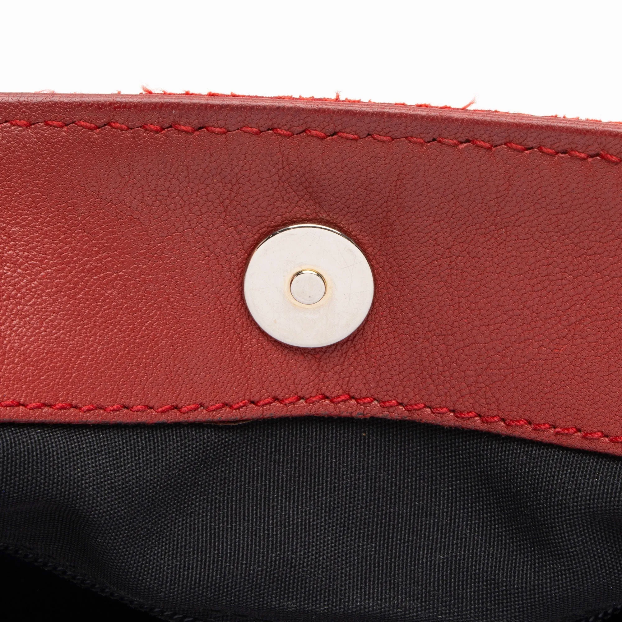 Gucci GG Canvas Shoulder Bag (SHF-zFLqxt)