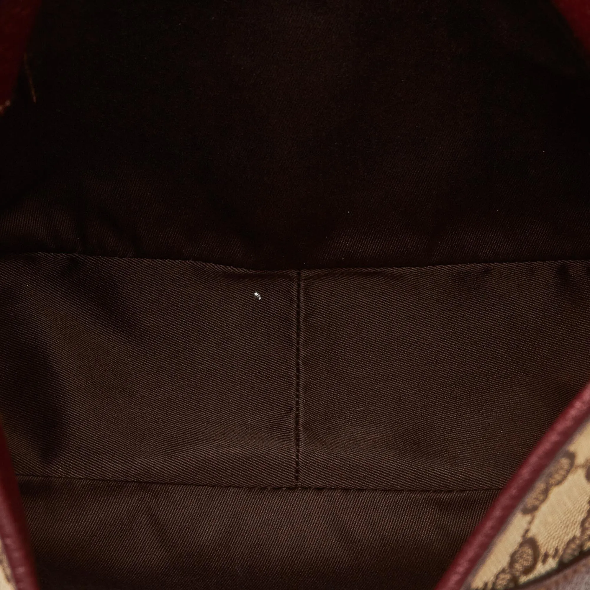 Gucci GG Canvas Shoulder Bag (SHG-8KB6EK)