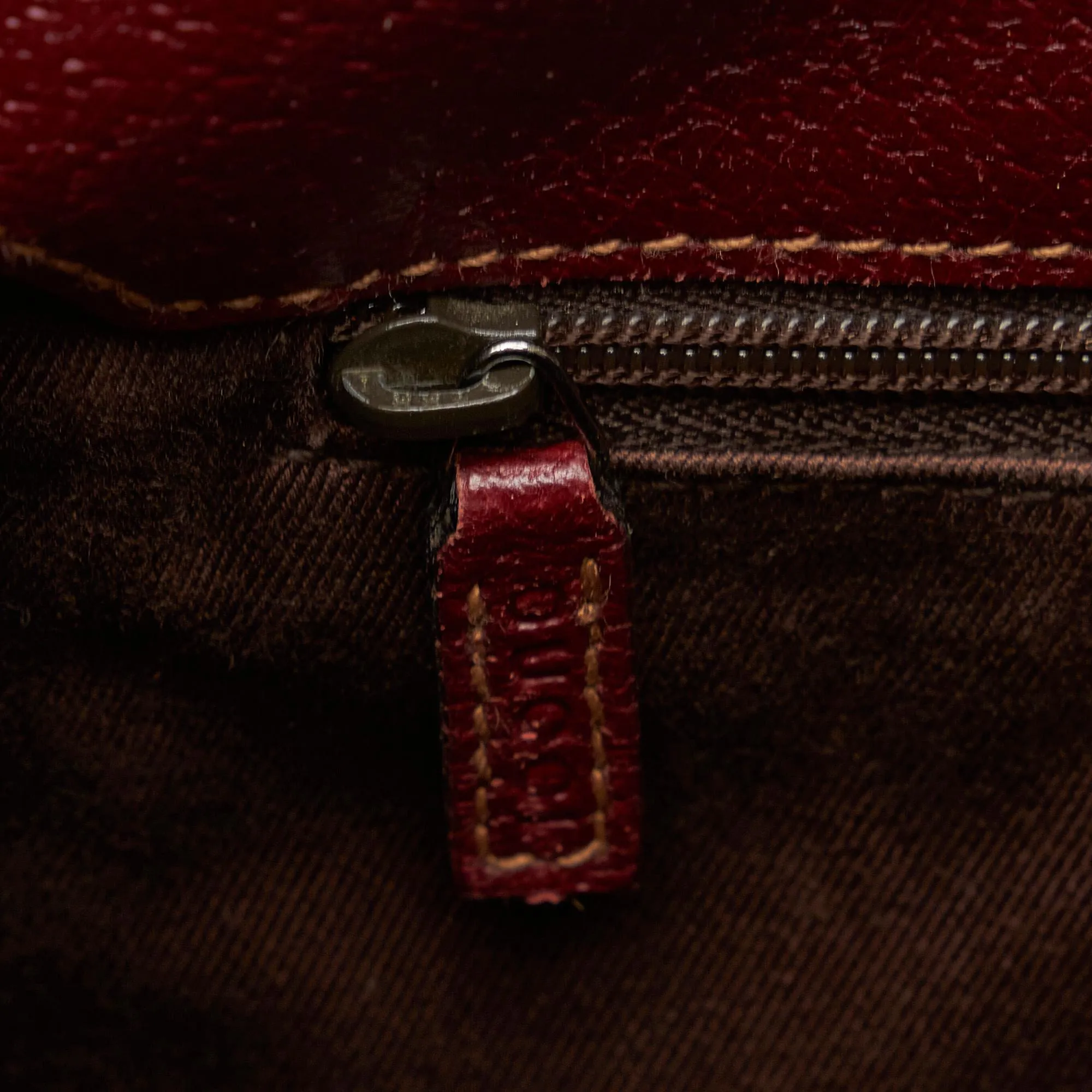 Gucci GG Canvas Shoulder Bag (SHG-8KB6EK)