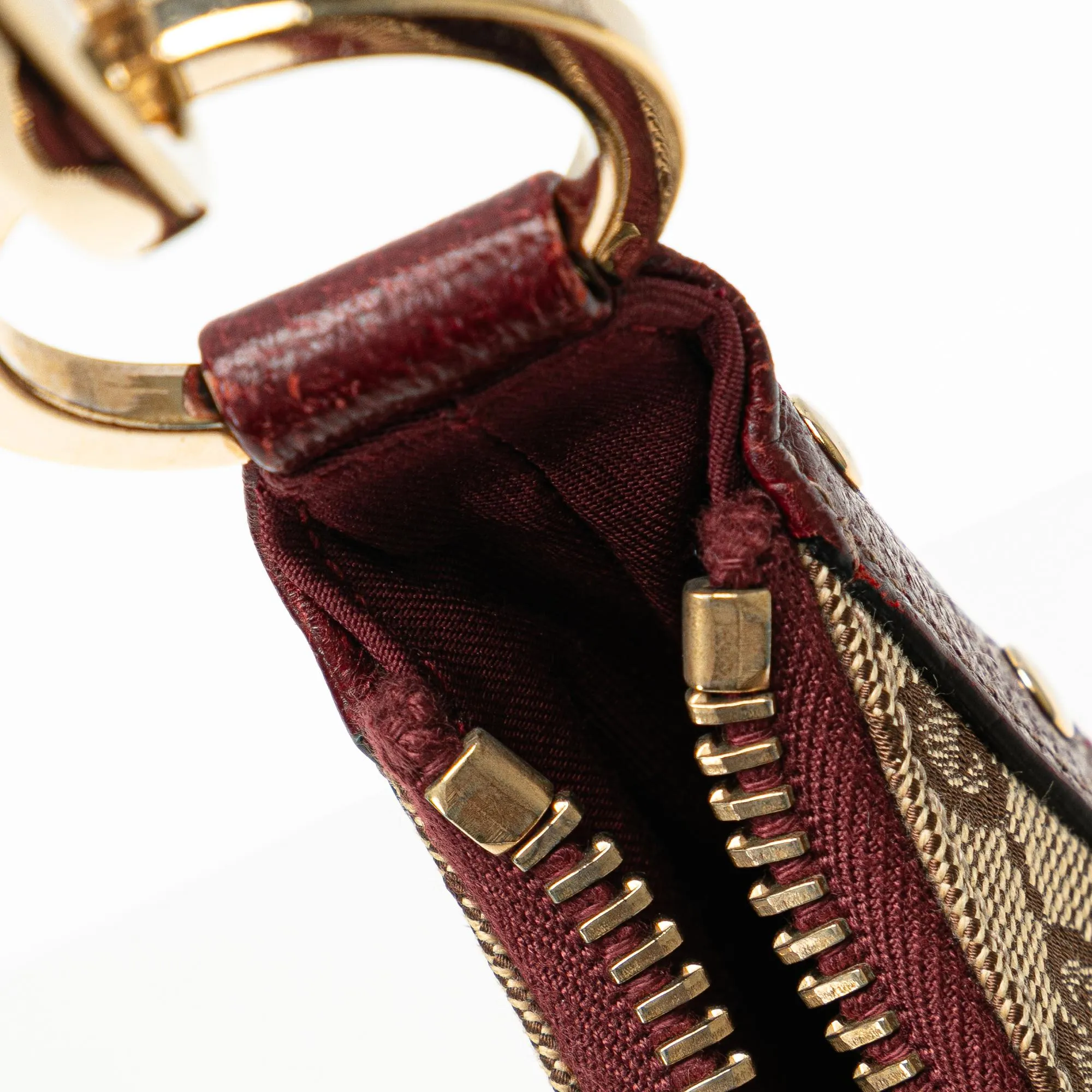 Gucci GG Canvas Shoulder Bag (SHG-hpso8j)