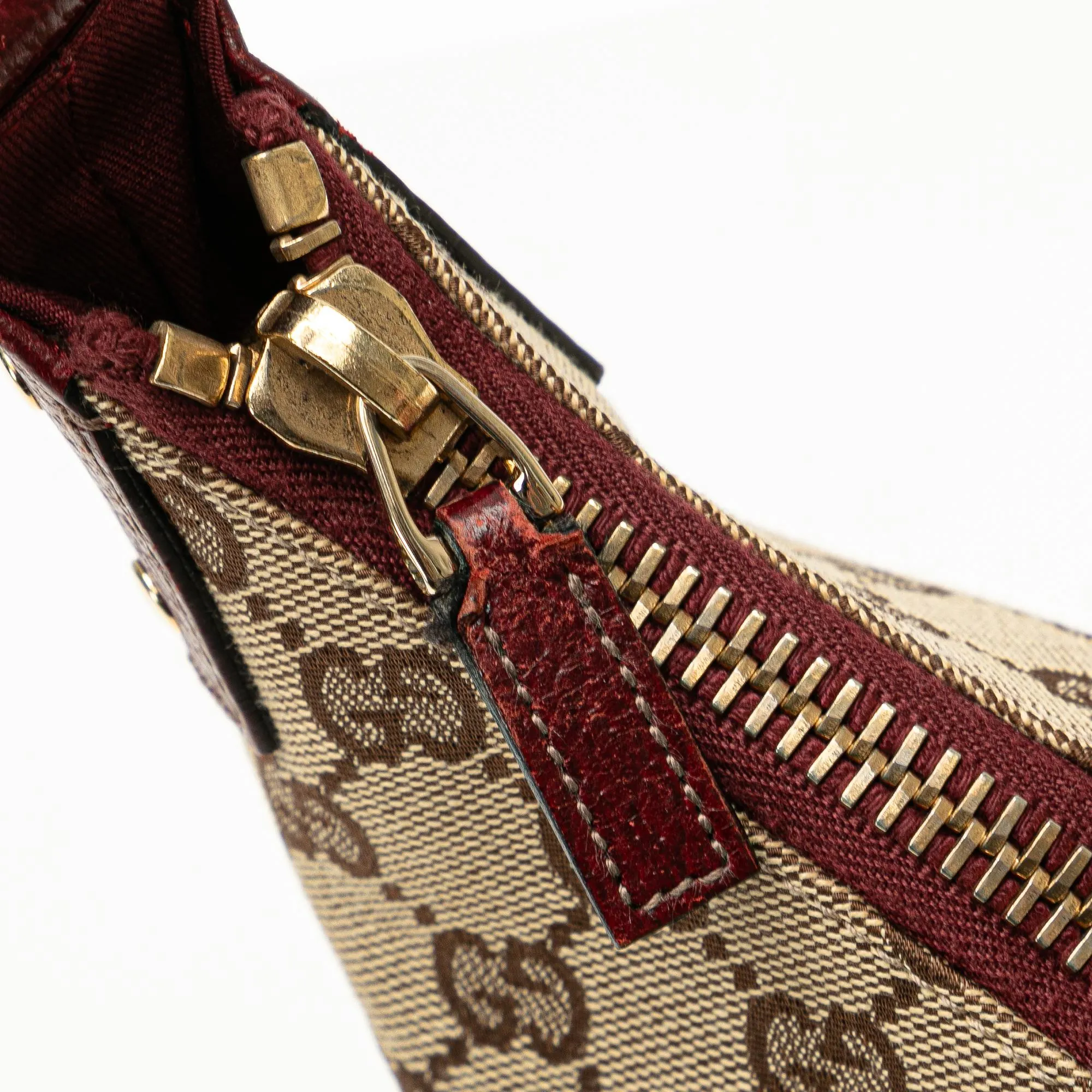 Gucci GG Canvas Shoulder Bag (SHG-hpso8j)