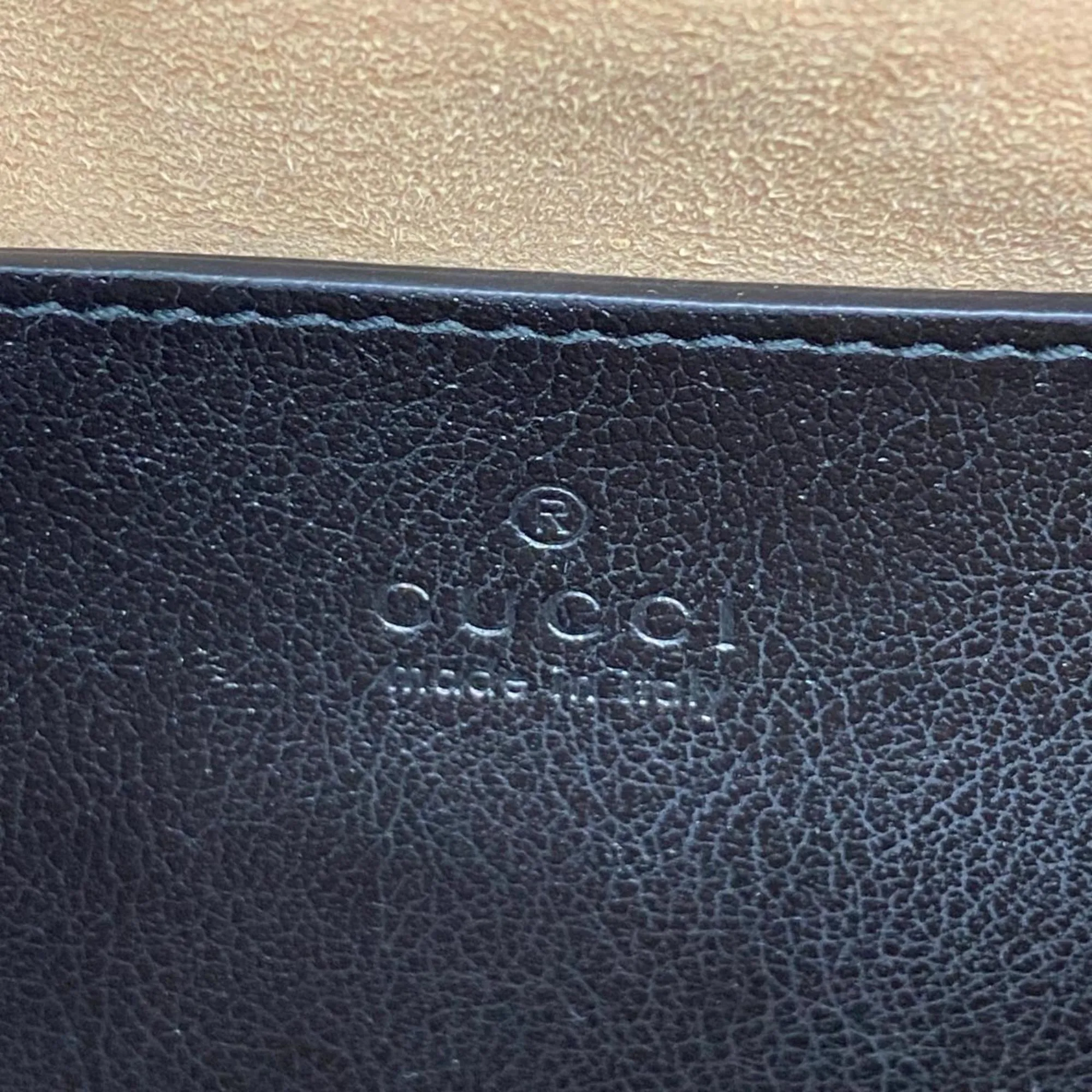 Gucci Gg Marmont  Canvas Shoulder Bag ()