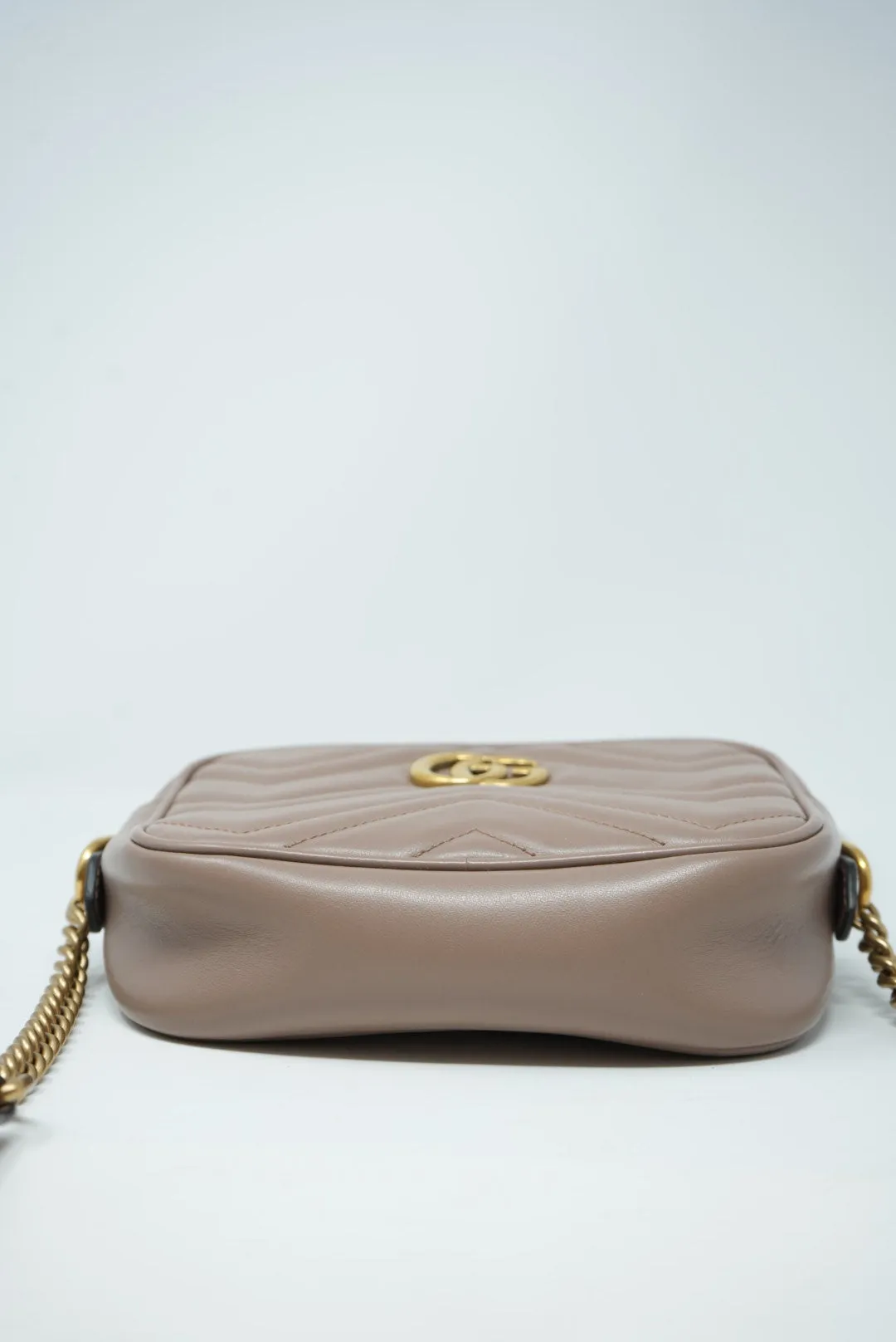 Gucci GG Marmont Mini Camera Shoulder Bag Beige