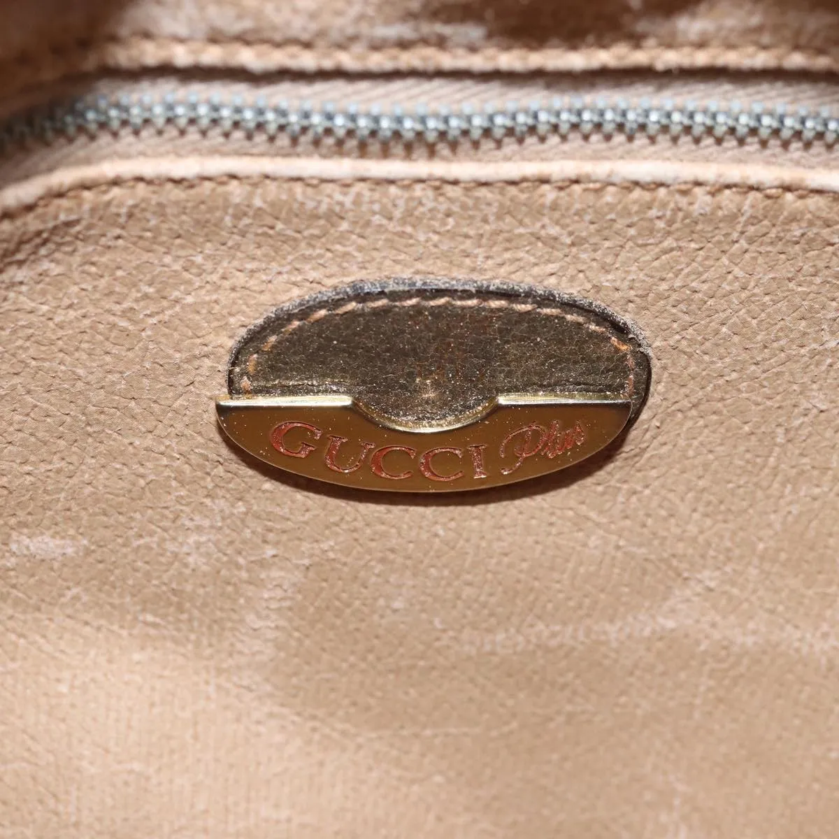 GUCCI GG Plus Supreme Shoulder Bag PVC Leather Beige  ep4541
