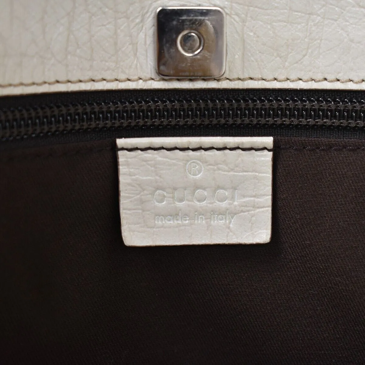 Gucci Gg Supreme  Canvas Shoulder Bag ()