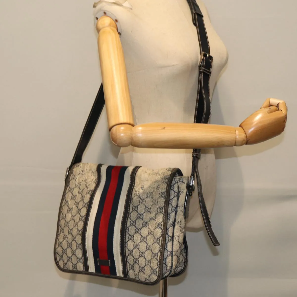 GUCCI GG Supreme Sherry Line Shoulder Bag PVC Leather Beige Navy  79288