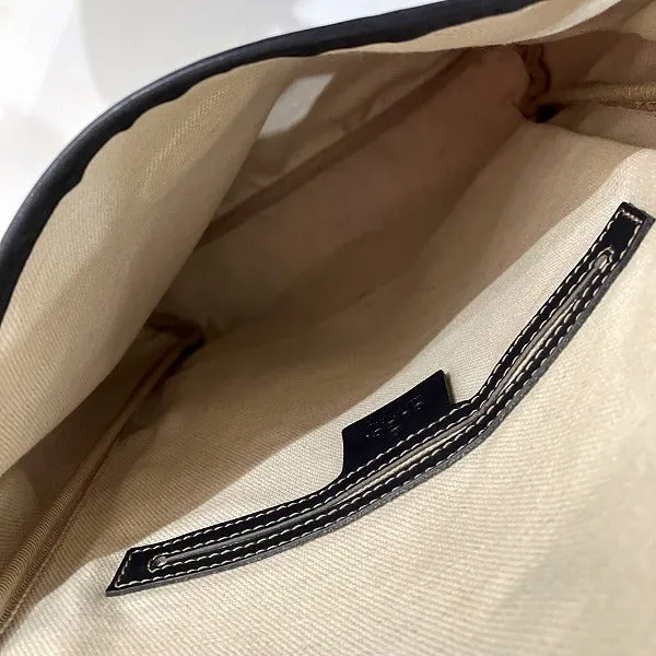 Gucci GG Supreme Shoulder Bag 223666