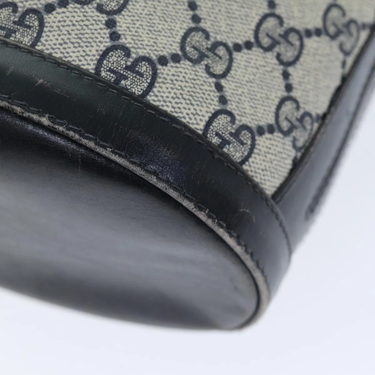 GUCCI GG Supreme Shoulder Bag PVC Navy  12621