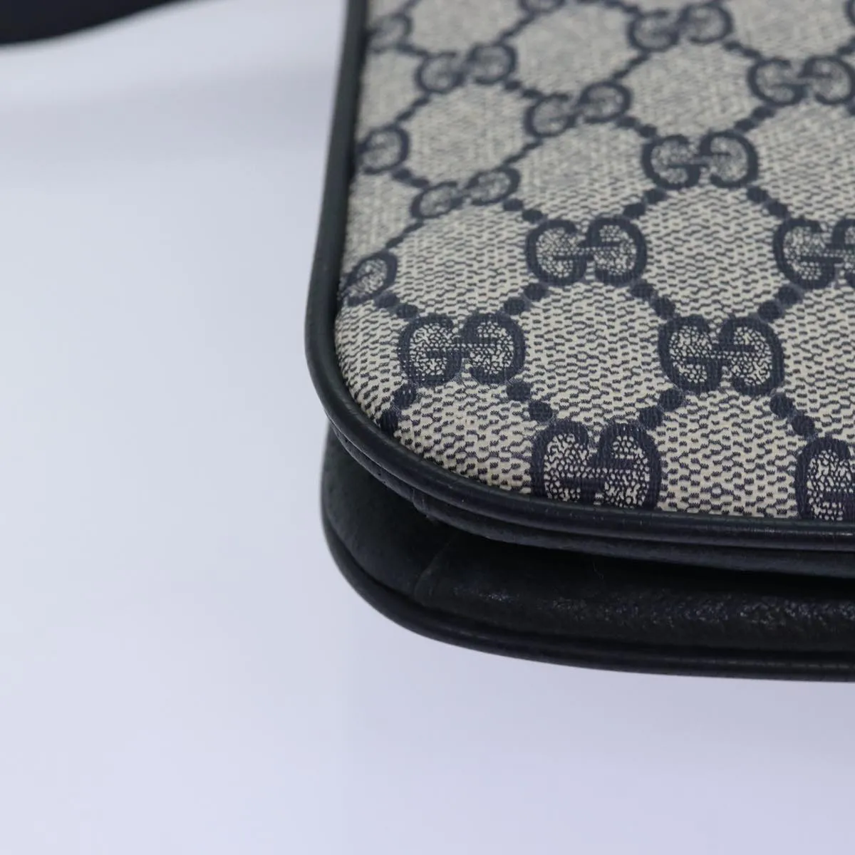 GUCCI GG Supreme Shoulder Bag PVC Navy  ep4236