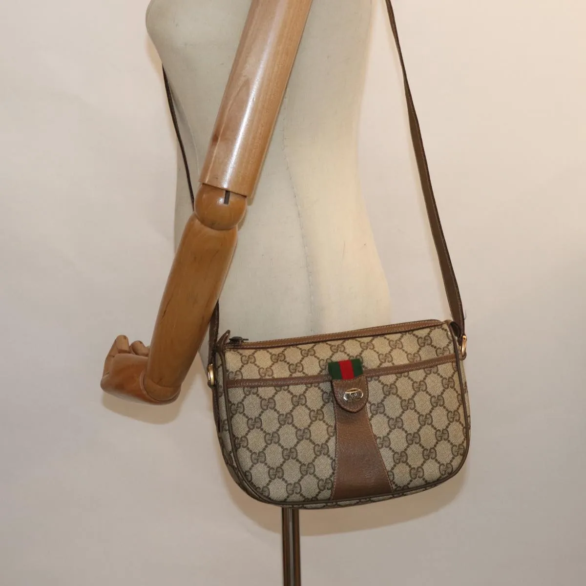 GUCCI GG Supreme Web Sherry Line Shoulder Bag PVC Beige 89 02 032  81158
