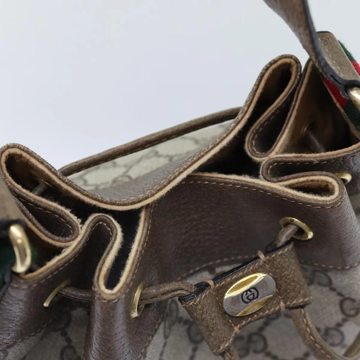 GUCCI GG Supreme Web Sherry Line Shoulder Bag Red Beige 41 02 034  12678
