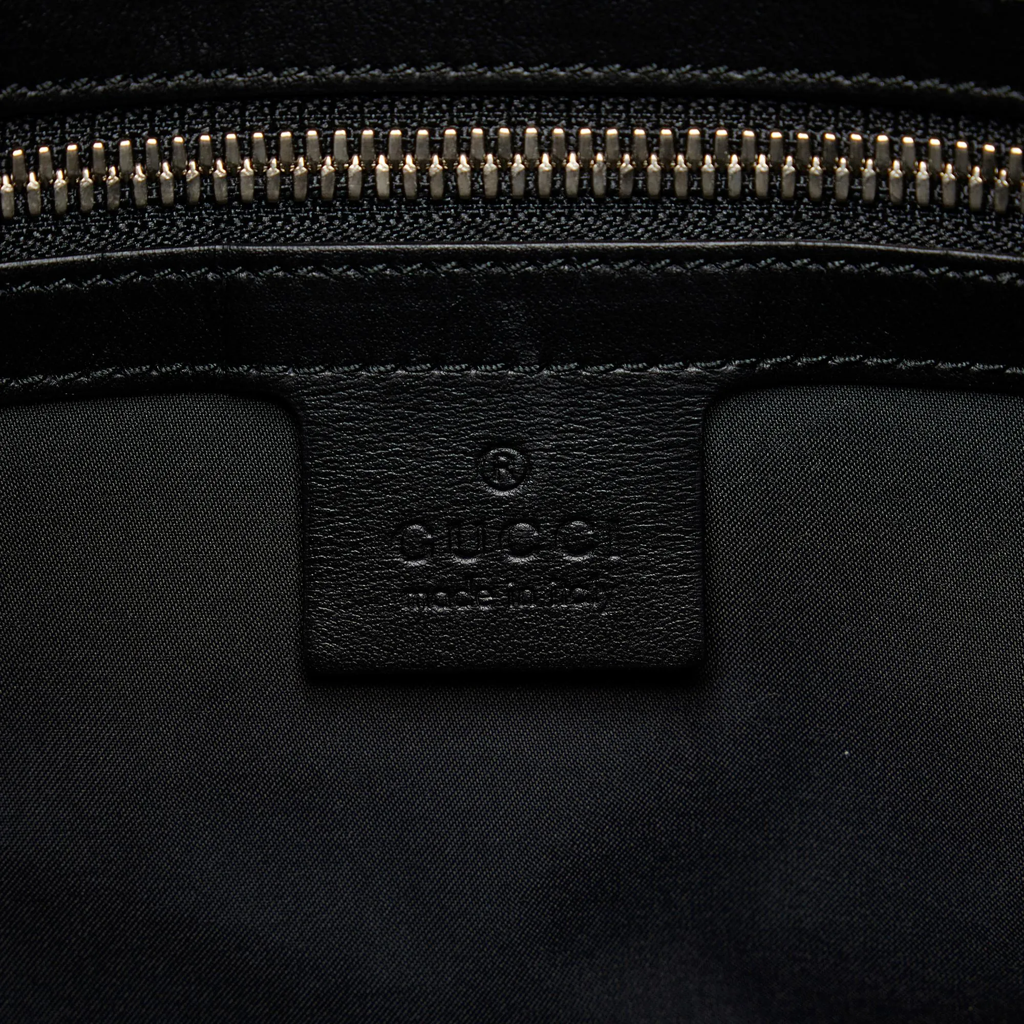 Gucci Gucci Ghost Backpack (SHG-RabmQM)
