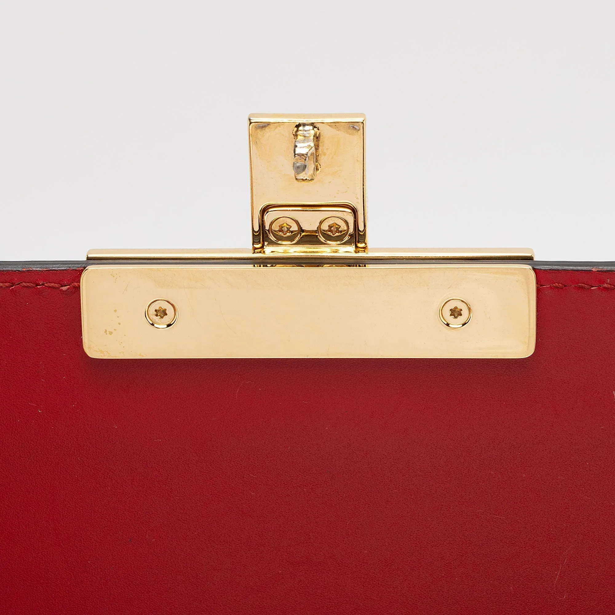 Gucci Guccissima Leather Padlock Medium Shoulder Bag (SHF-fXEhOA)