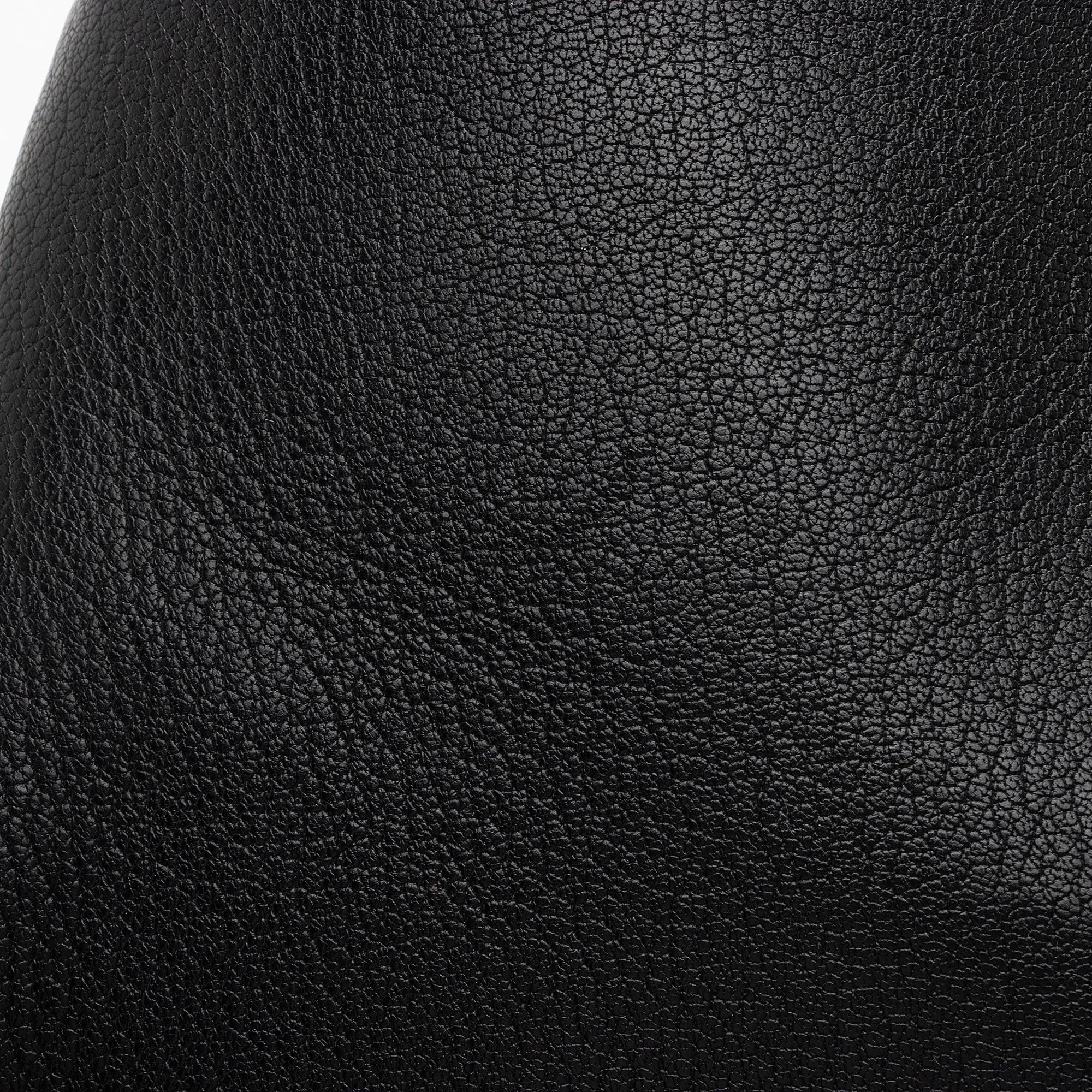 Gucci Leather Aphrodite Medium Shoulder Bag (SHF-yD5Aj9)