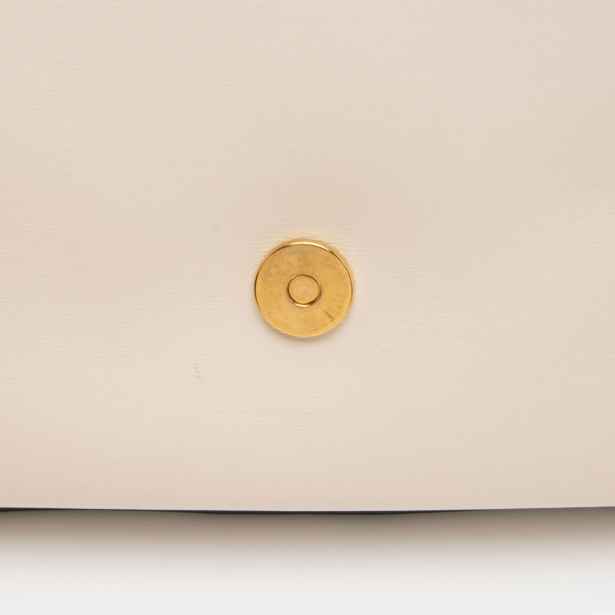 Gucci Leather Arli Medium Shoulder Bag (SHF-89aaBa)