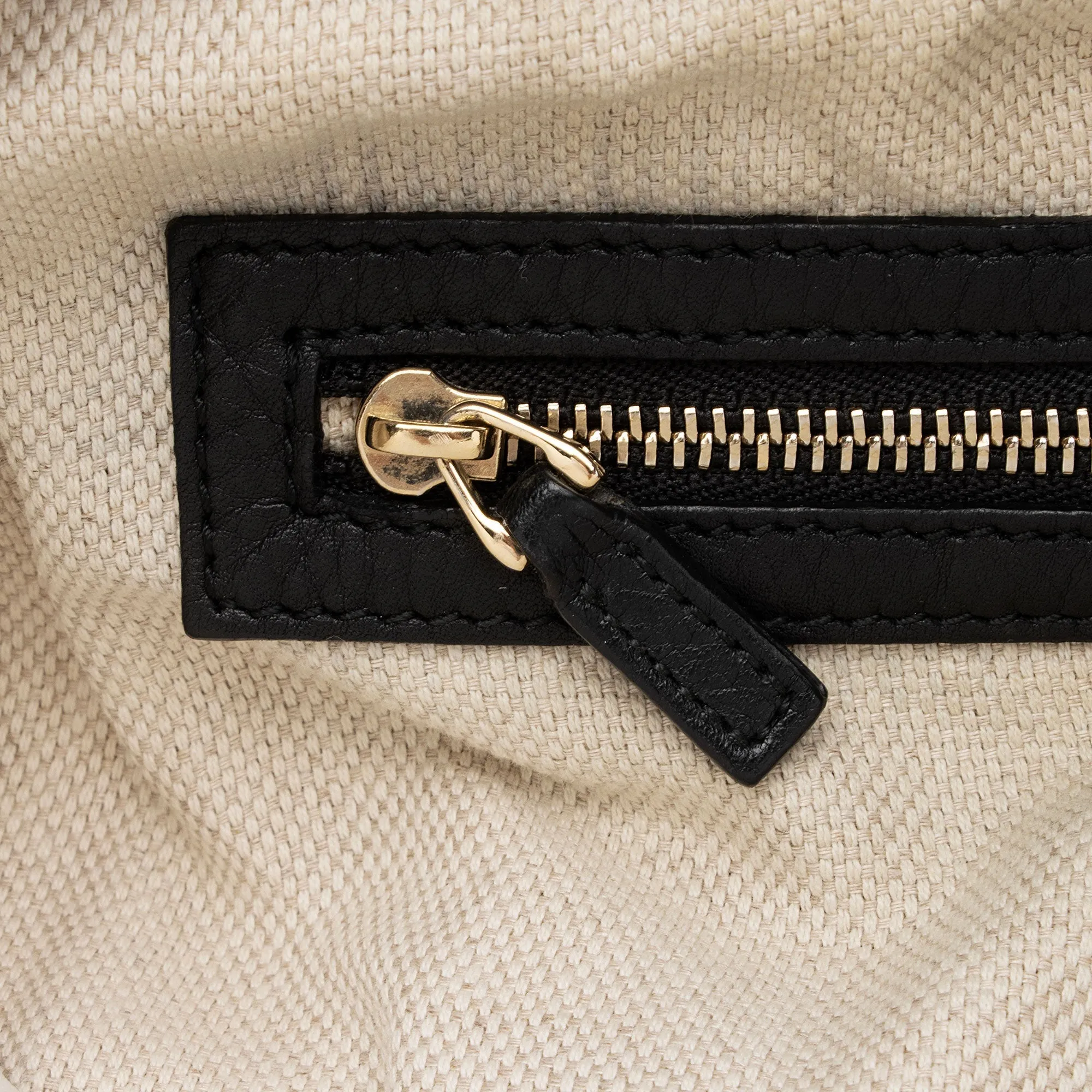 Gucci Leather Soho Medium Shoulder Bag (SHF-52sRr2)