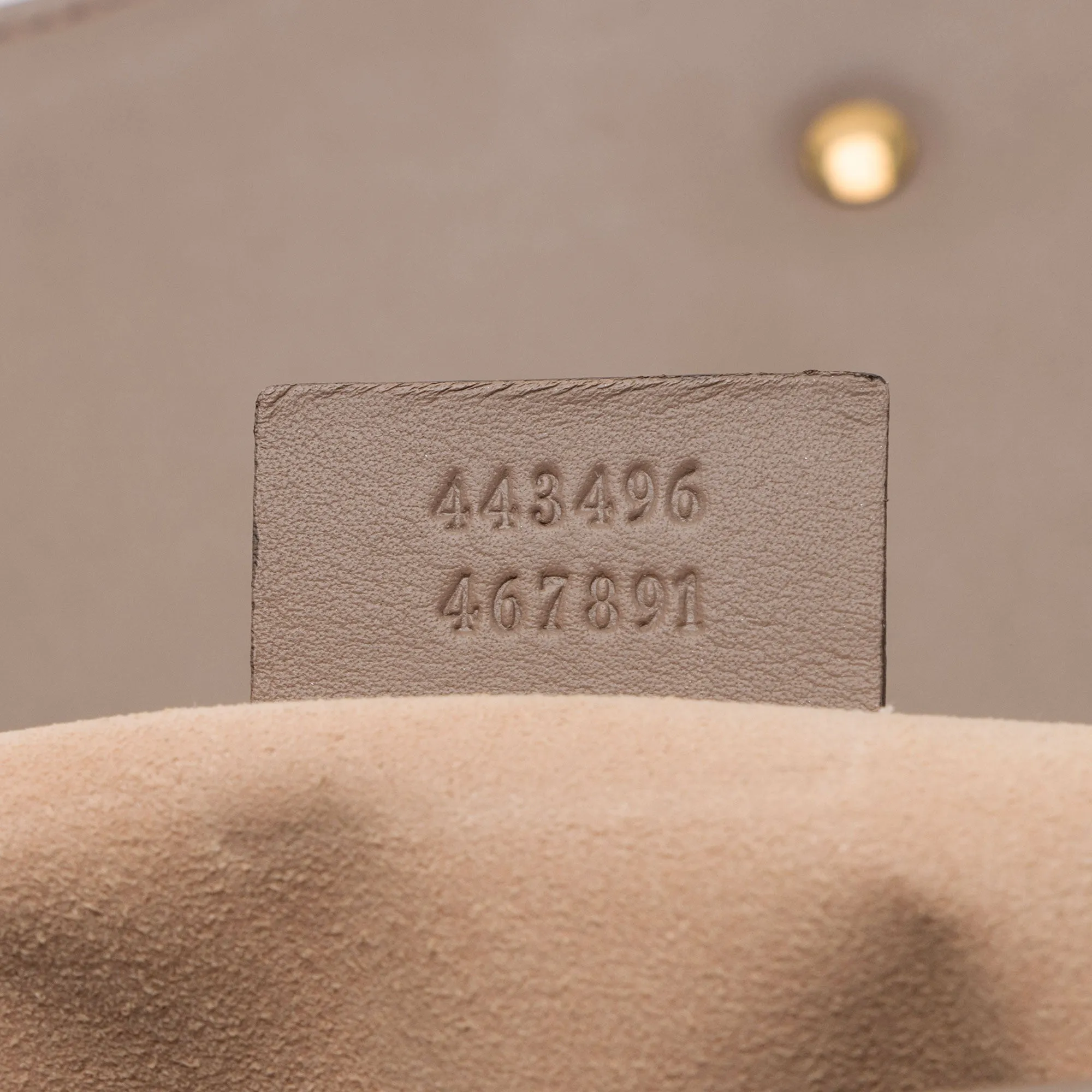 Gucci Matelasse Leather GG Marmont Medium Flap Shoulder Bag (SHF-EZthFS)