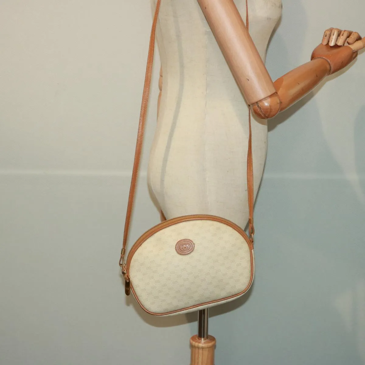 GUCCI Micro GG Supreme Shoulder Bag PVC Leather Beige 007 983 1113  th5073