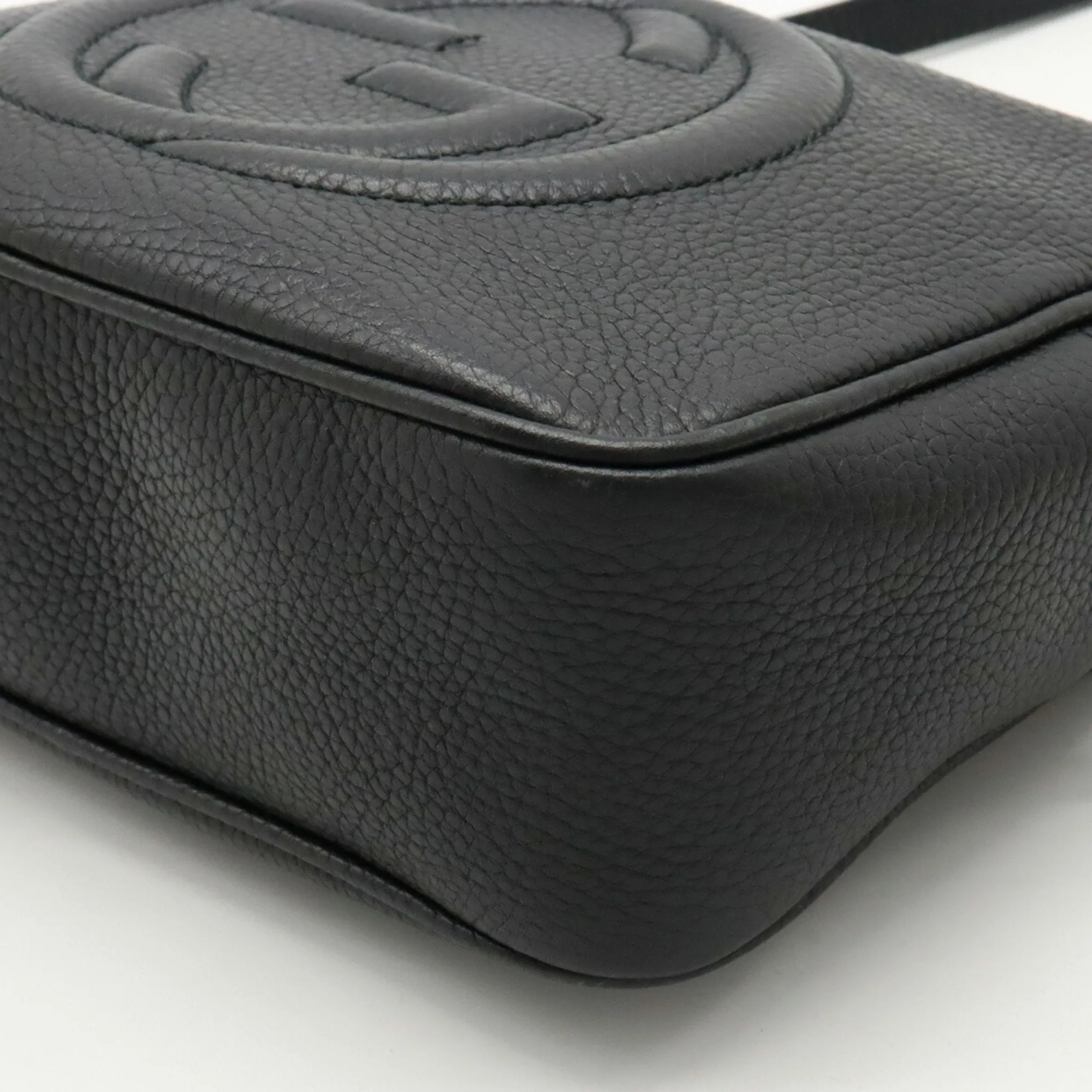 Gucci Soho  Leather Shoulder Bag ()