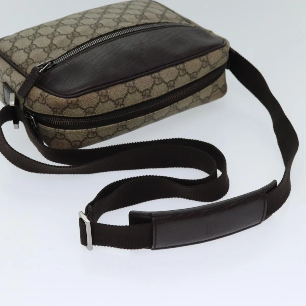 Gucci Supreme Gg  Canvas Shoulder Bag