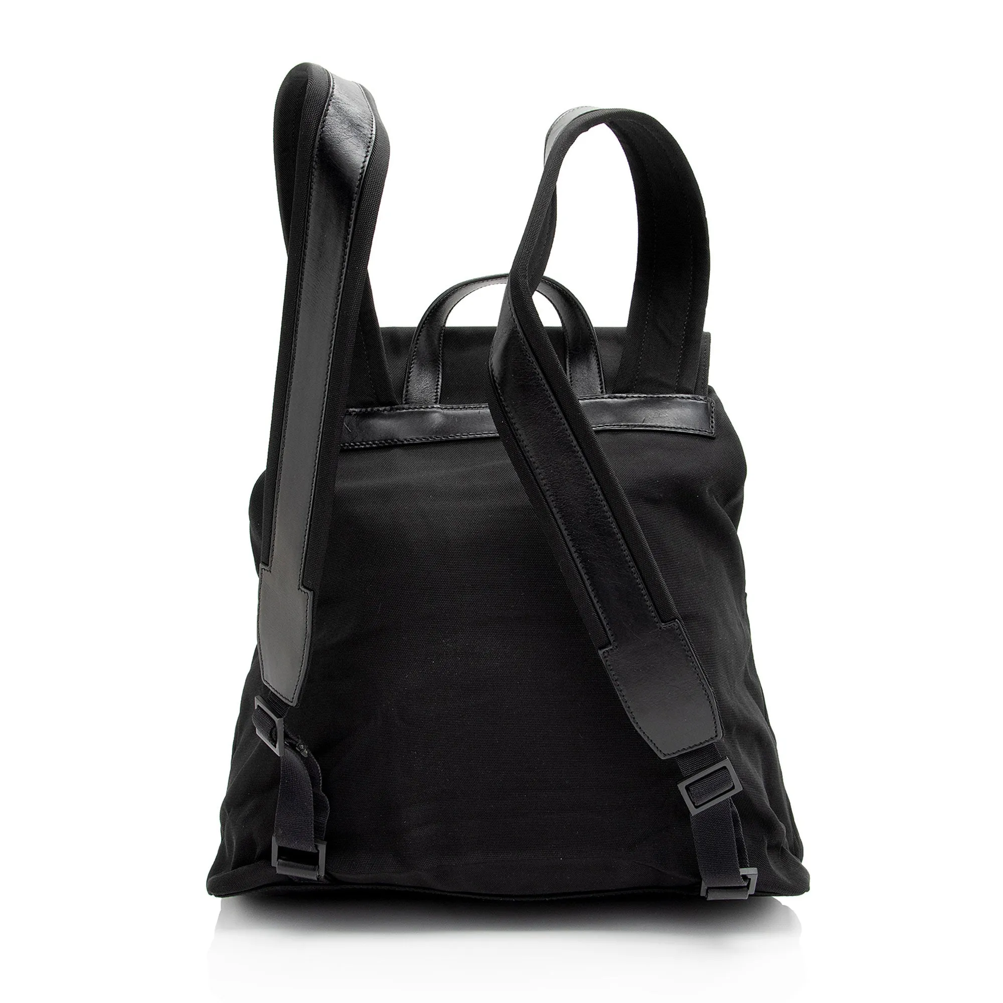Gucci Vintage Nylon Backpack (SHF-B0jNII)