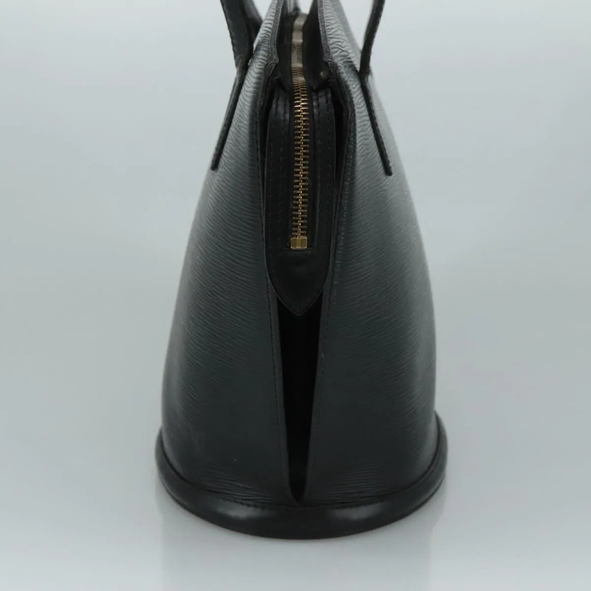 Leather Shoulder Bag with Classic Design