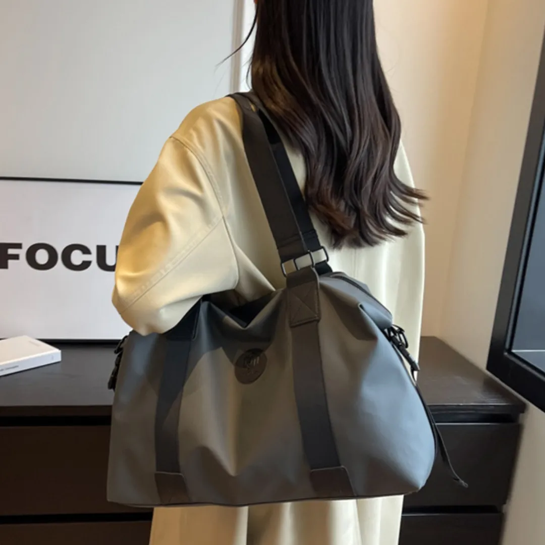 Lightweight Polyester Large Travel and Gym Duffle Bag
