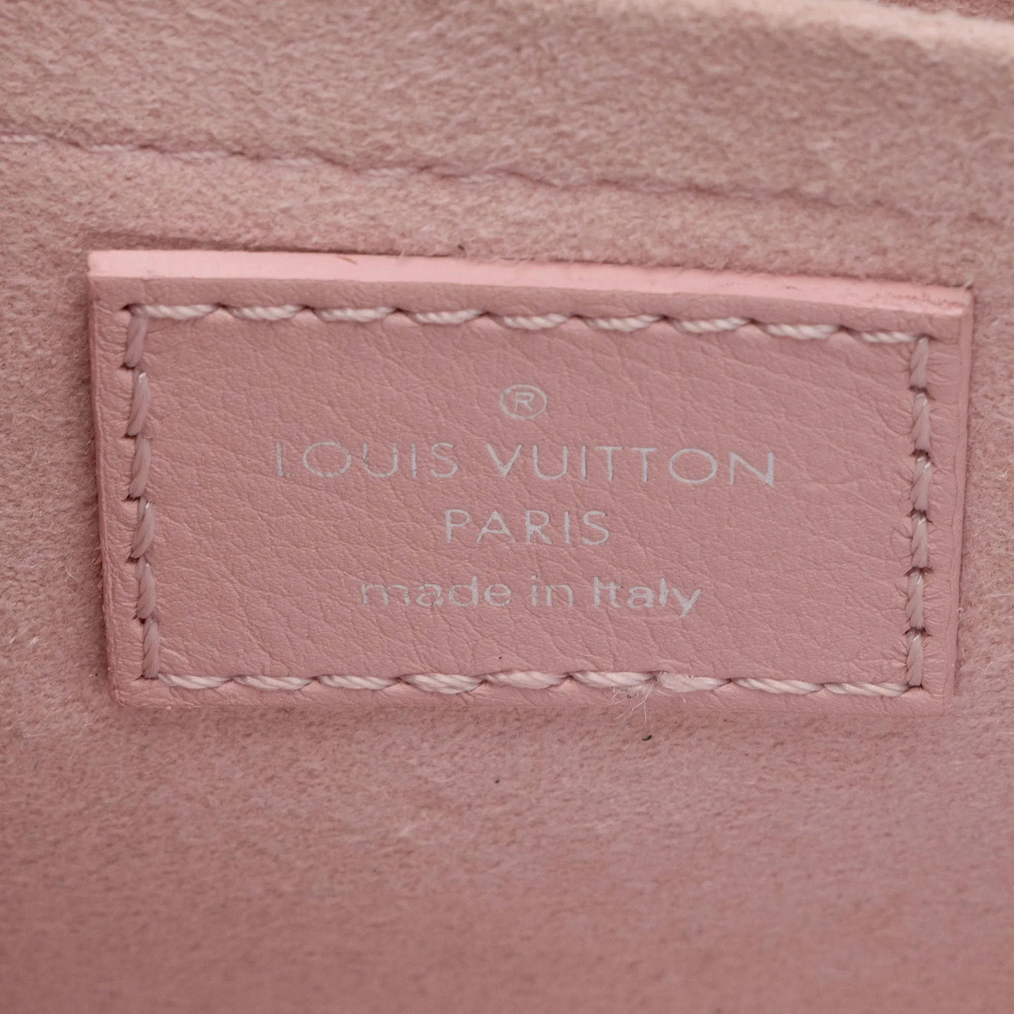 Louis Vuitton Calfskin New Wave Chain PM Shoulder Bag (SHF-MbVEzv)