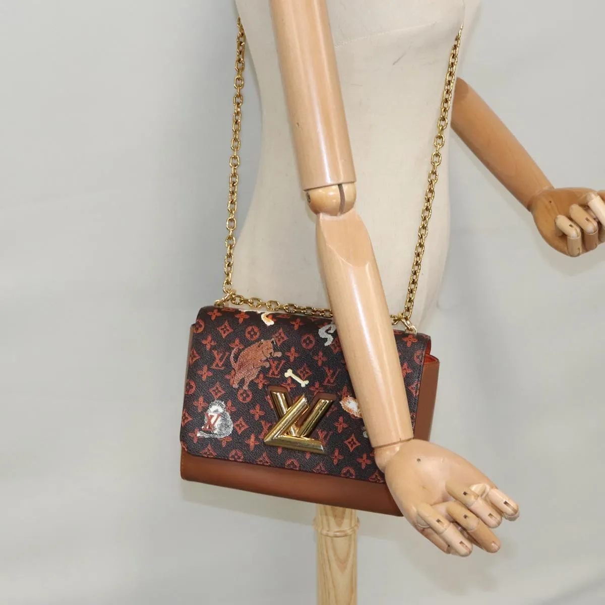 LOUIS VUITTON Catgram Sack Twist MM Shoulder Bag Marron M44408 LV 104424SA
