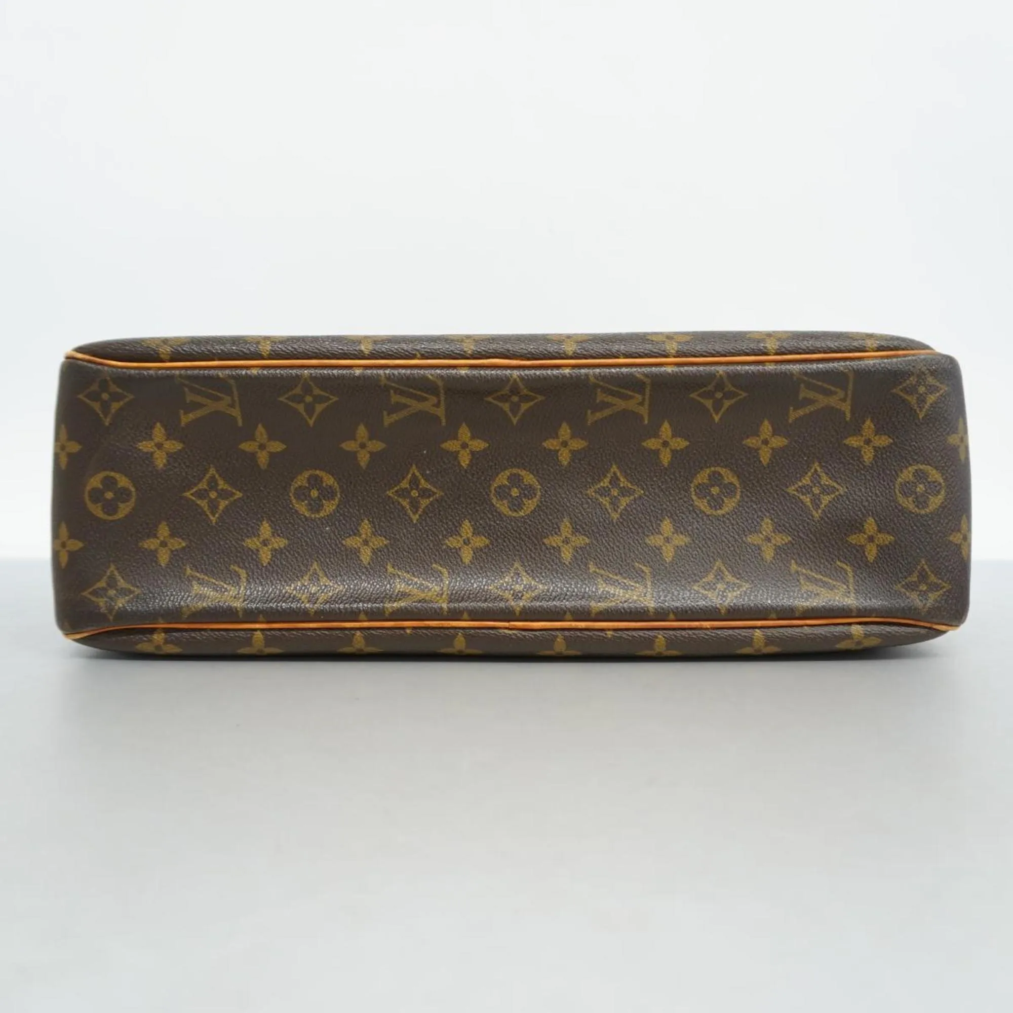 Louis Vuitton Cit  Canvas Shoulder Bag ()