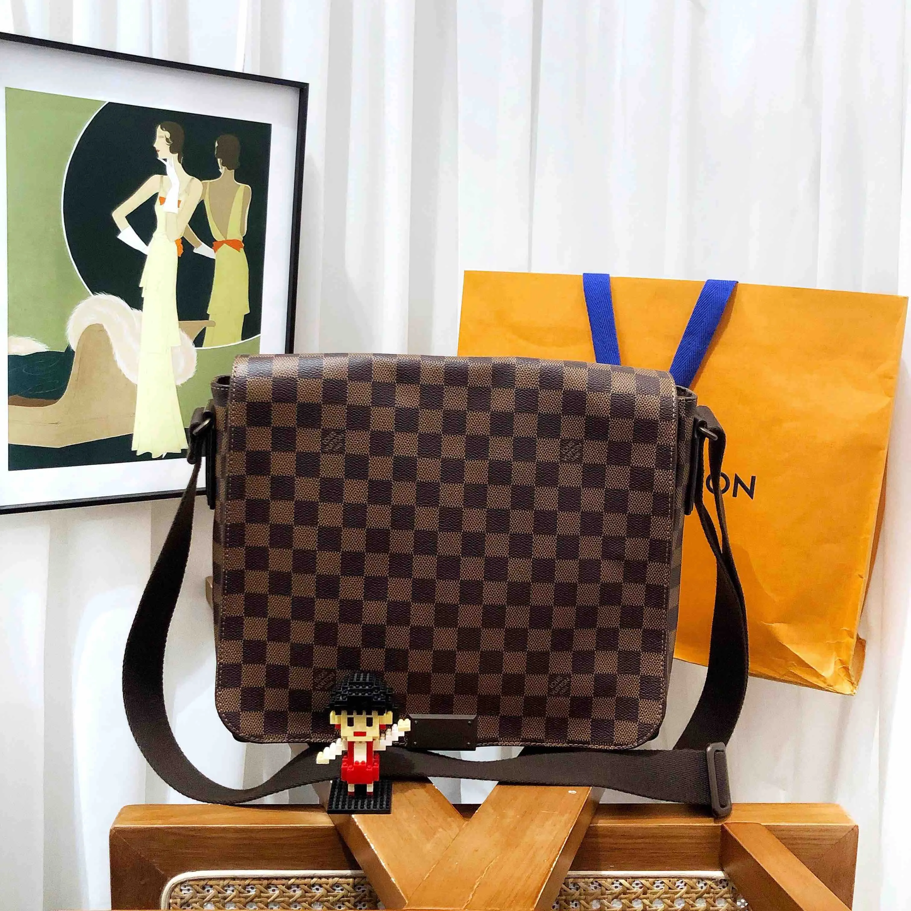 Louis Vuitton Damier Ebene Broadway Messenger Brown Shoulder Bag