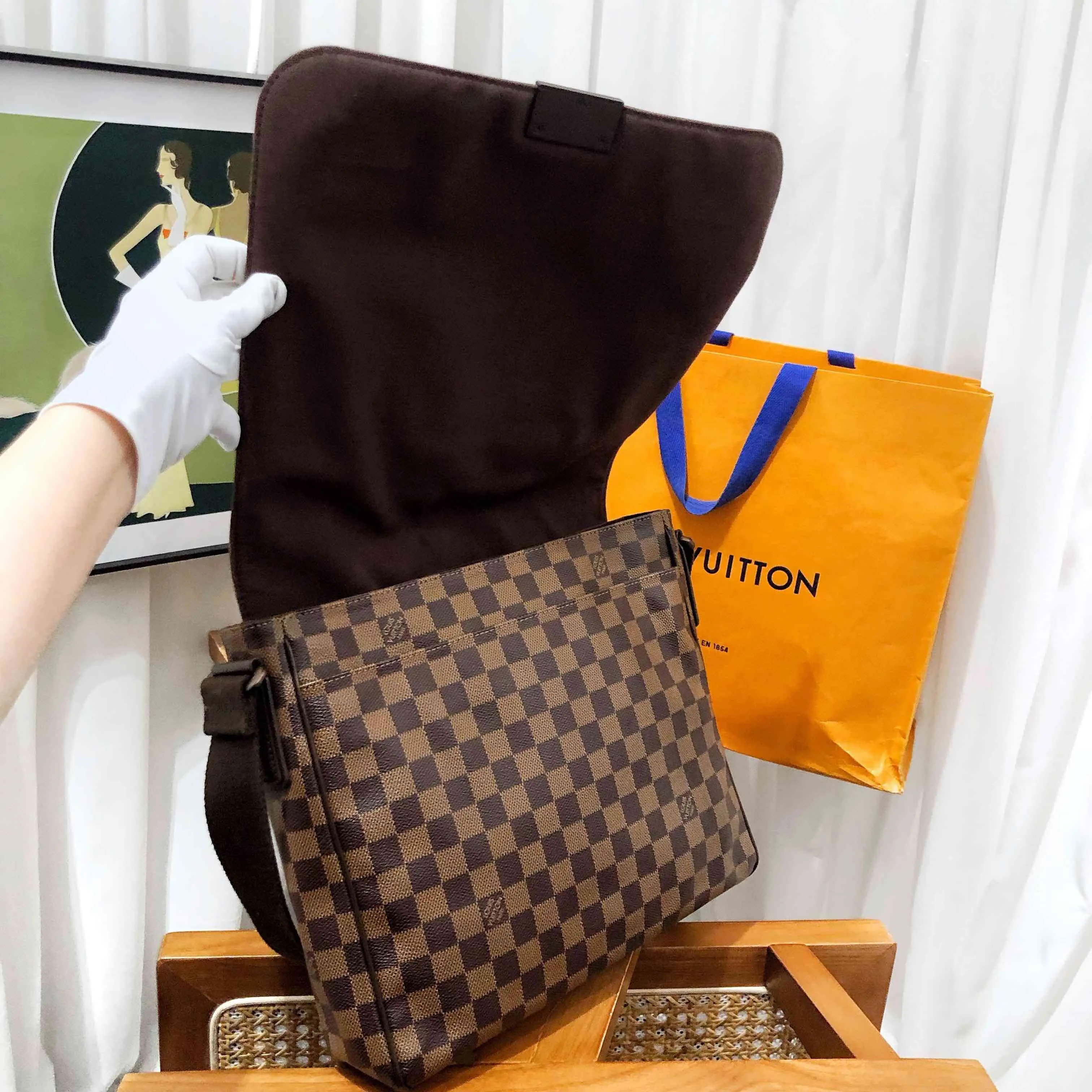Louis Vuitton Damier Ebene Broadway Messenger Brown Shoulder Bag