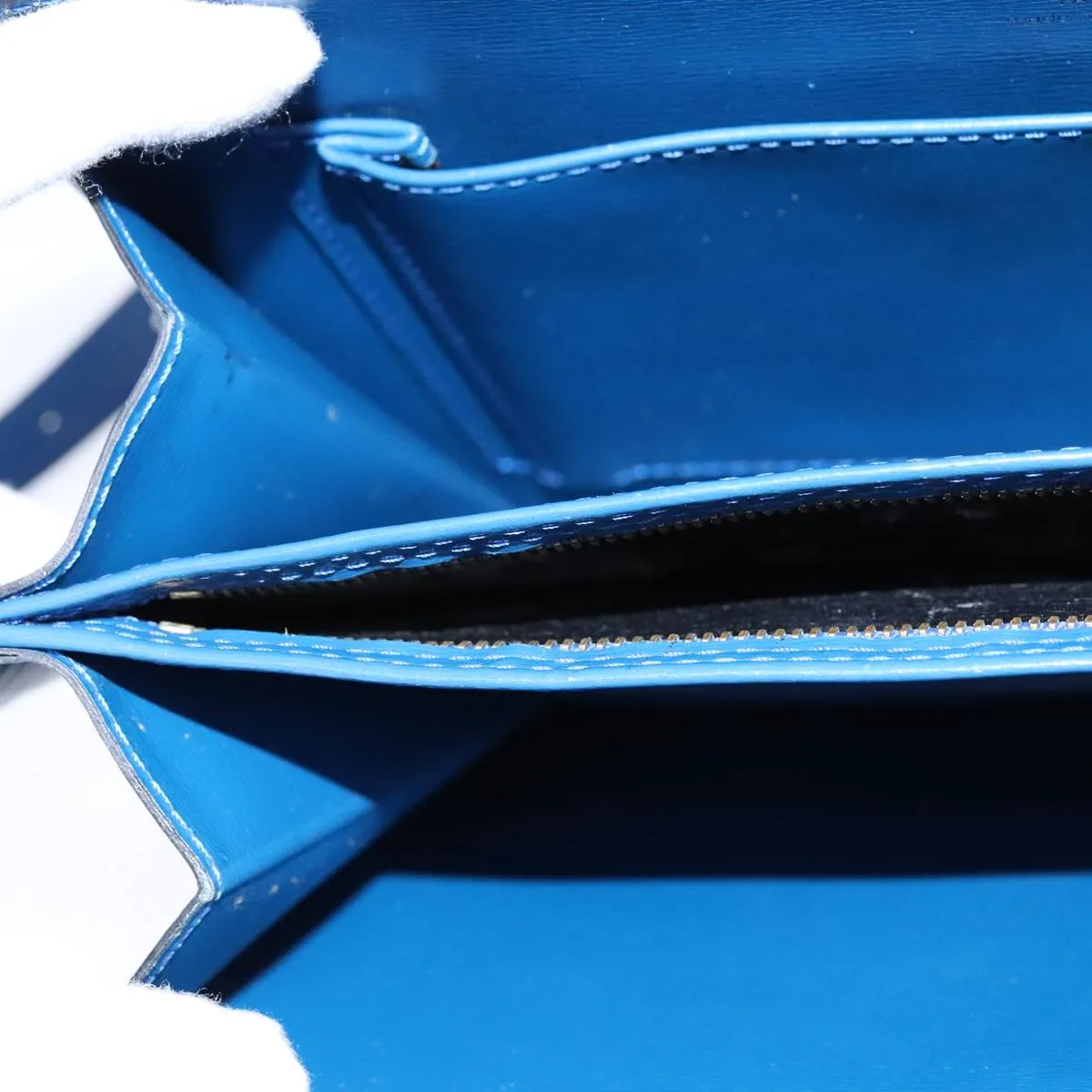 LOUIS VUITTON Epi Capuchin Shoulder Bag Blue M52345 LV 106904