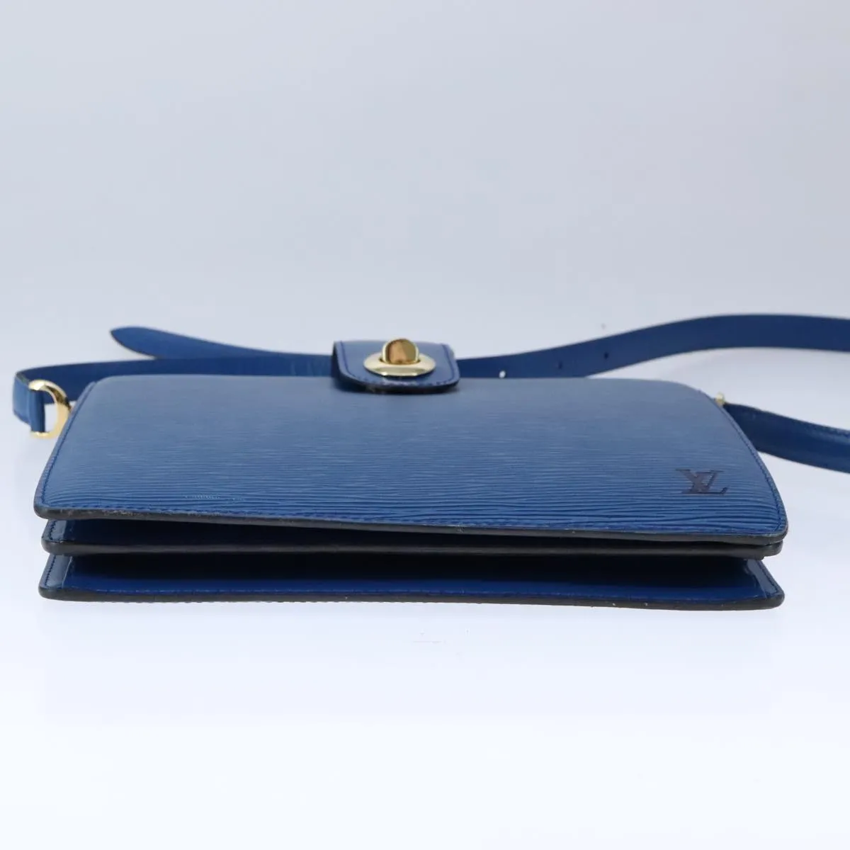 LOUIS VUITTON Epi Capuchin Shoulder Bag Blue M52345 LV 106904