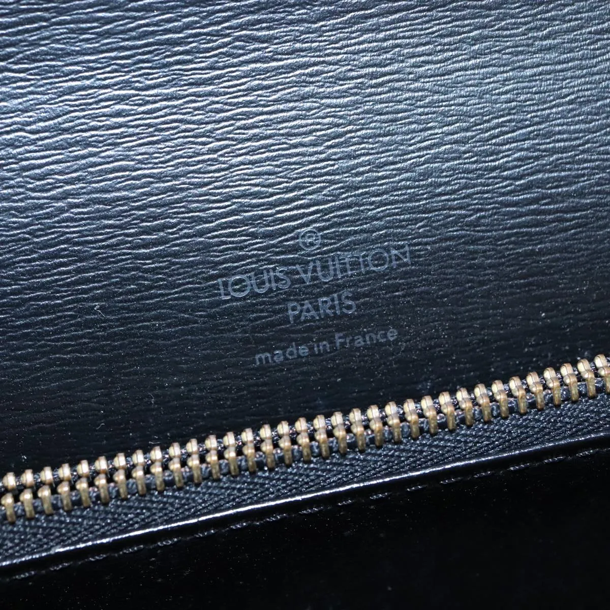 LOUIS VUITTON Epi Free Run Shoulder Bag Black M52402 LV 105895