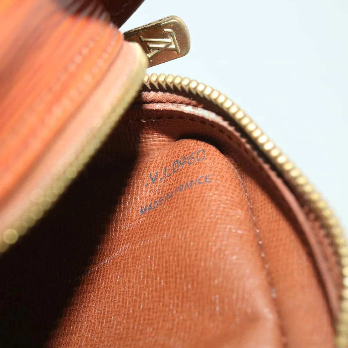 LOUIS VUITTON Epi June Feuille Shoulder Bag Brown Kenya M52153 LV 38759