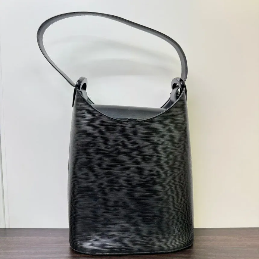 Louis Vuitton Epi Leather Black Shoulder Bag