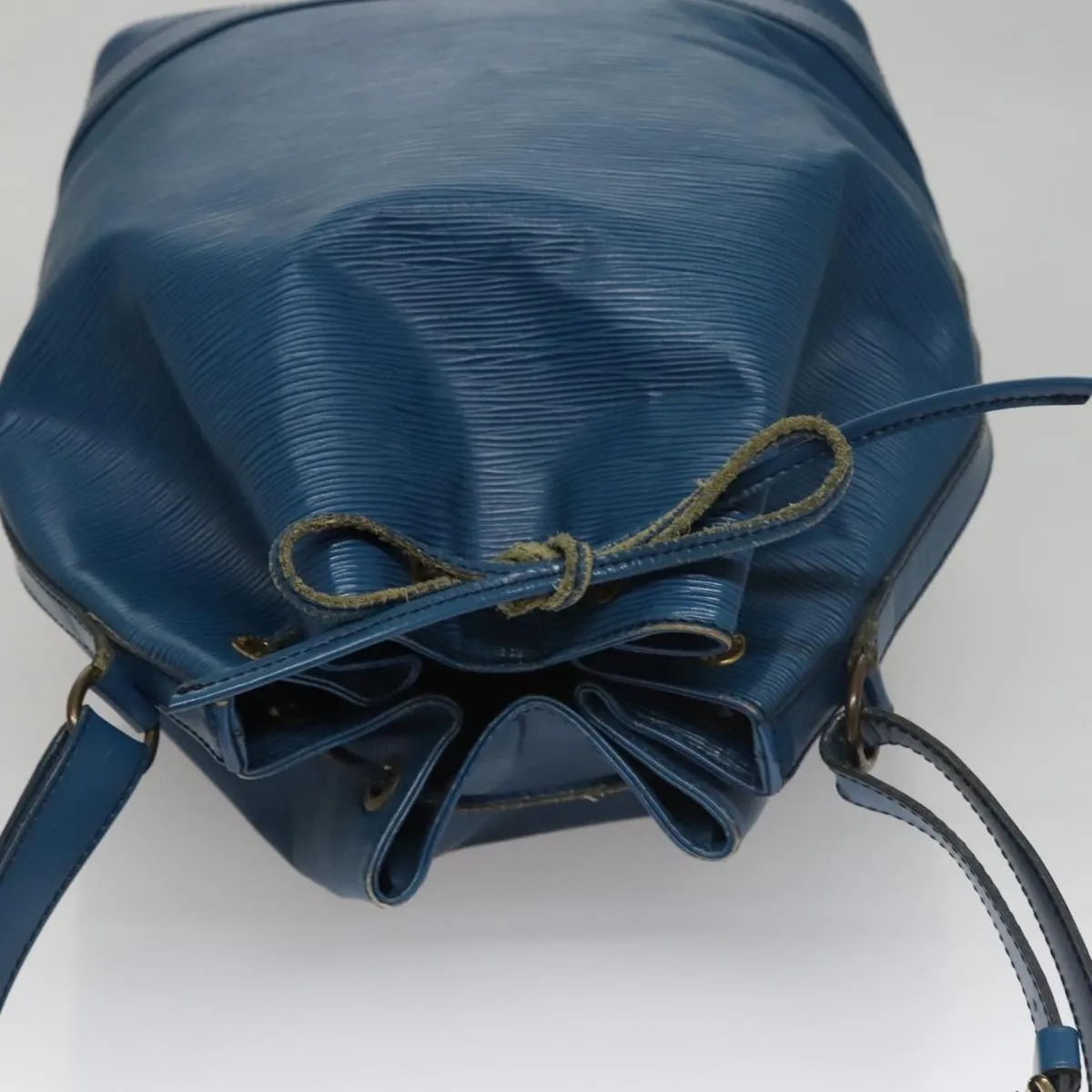 LOUIS VUITTON Epi Noe Shoulder Bag Toledo Blue M44005 LV 107471