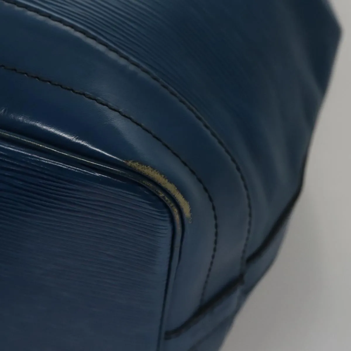 LOUIS VUITTON Epi Noe Shoulder Bag Toledo Blue M44005 LV 107471