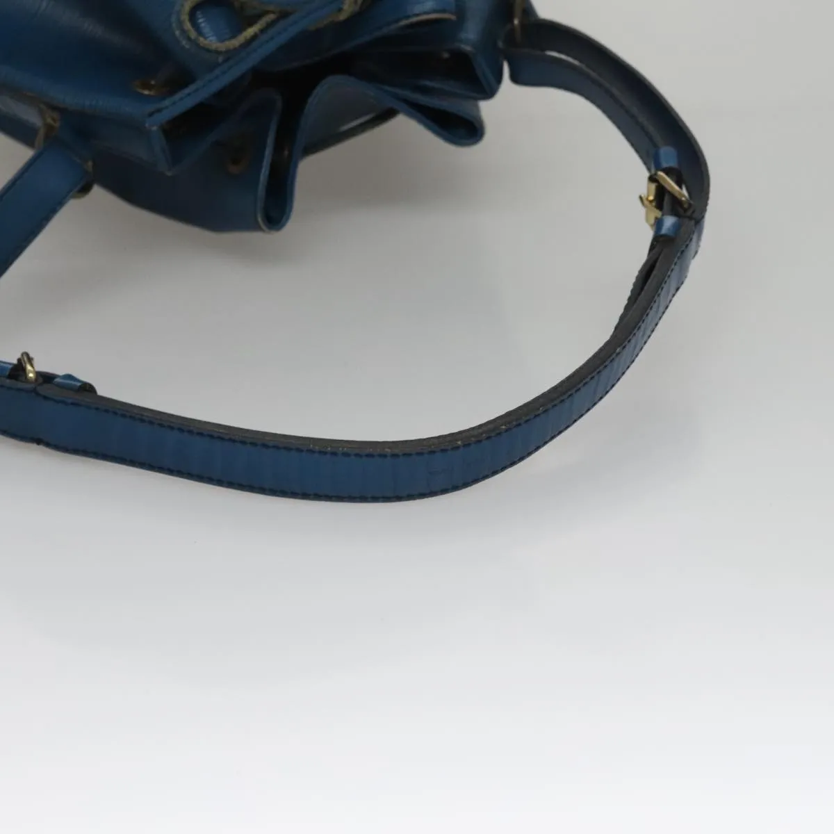 LOUIS VUITTON Epi Noe Shoulder Bag Toledo Blue M44005 LV 107471