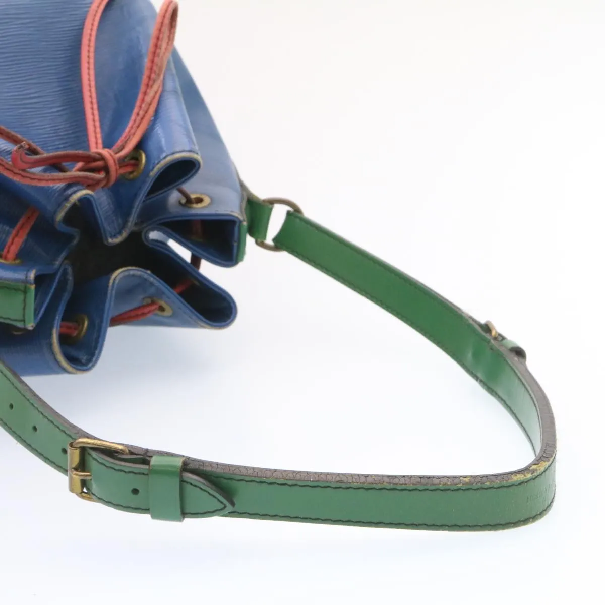 LOUIS VUITTON Epi Noe Tricolor Shoulder Bag Red Blue Green M44082 LV th1977