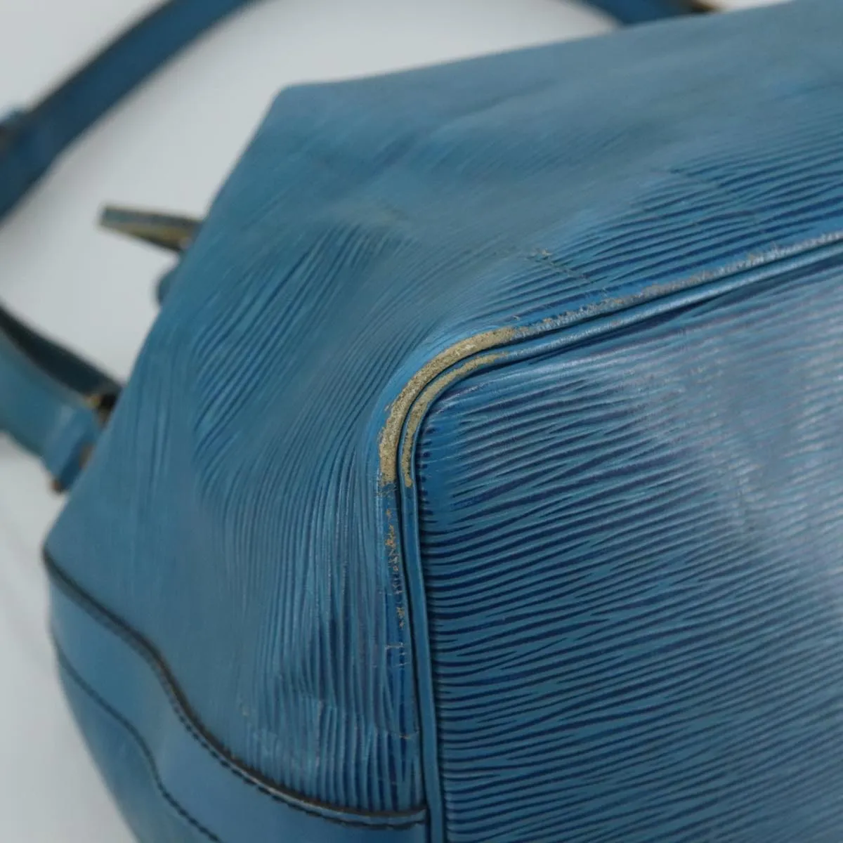 LOUIS VUITTON Epi Petit Noe Shoulder Bag Blue M44105 LV 104365