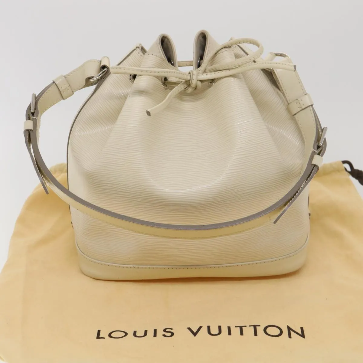 LOUIS VUITTON Epi Petit Noe Shoulder Bag White Yvoire M4084J LV 39066