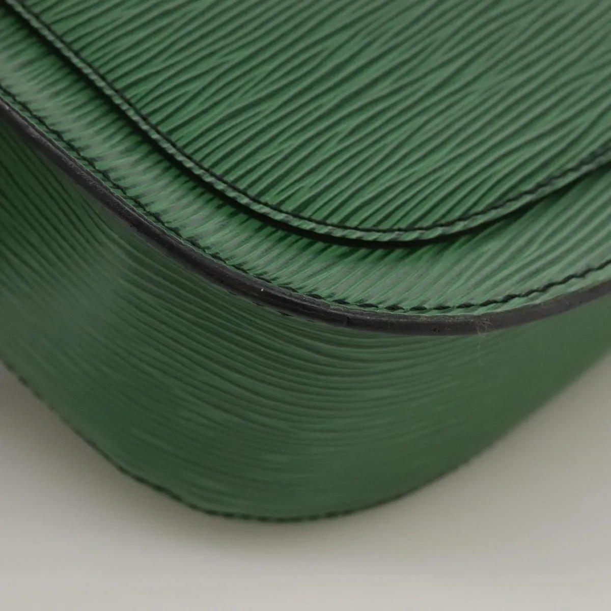 LOUIS VUITTON Epi Saint Cloud GM Shoulder Bag Green M52194 LV 104049