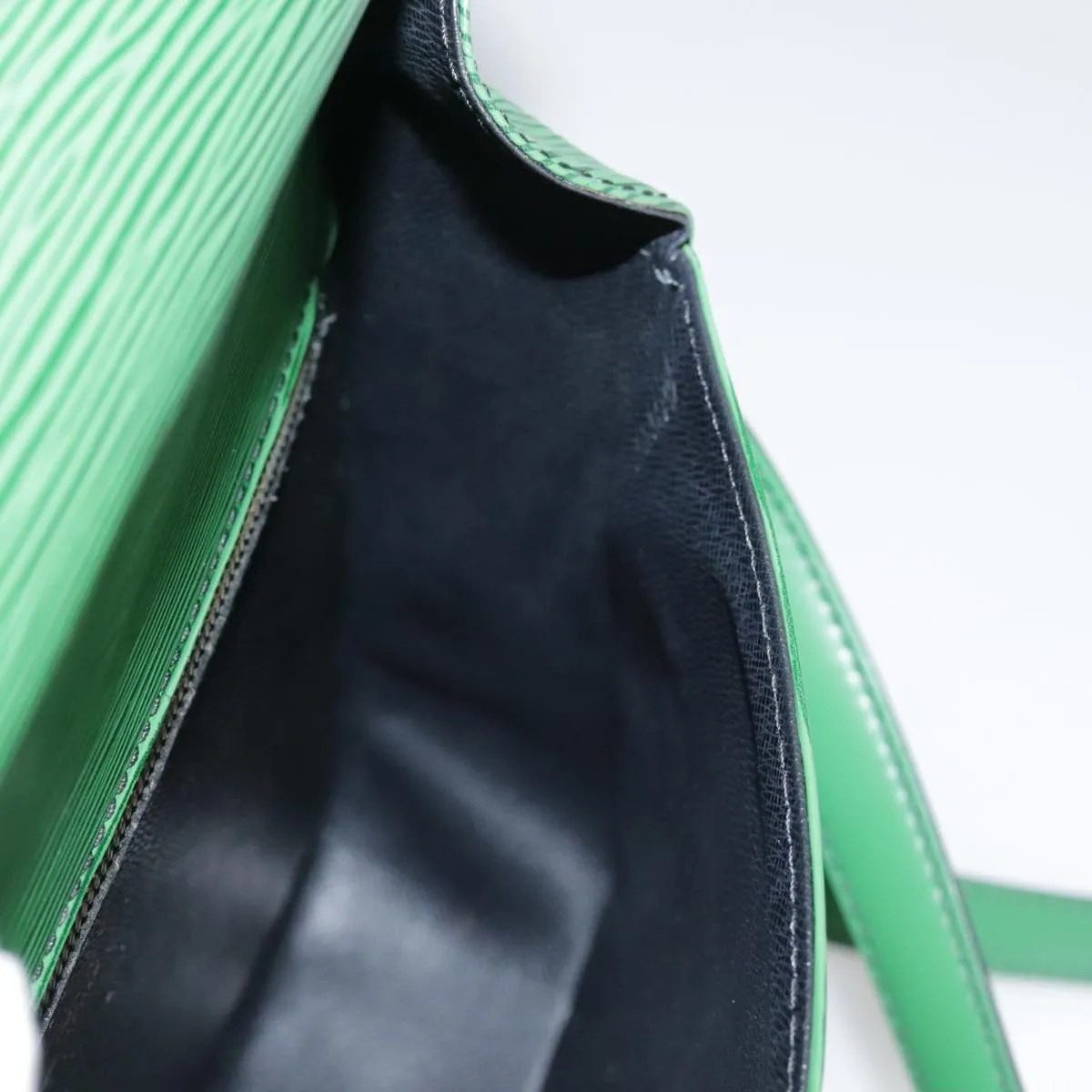 LOUIS VUITTON Epi Saint Cloud GM Shoulder Bag Green M52194 LV 104049